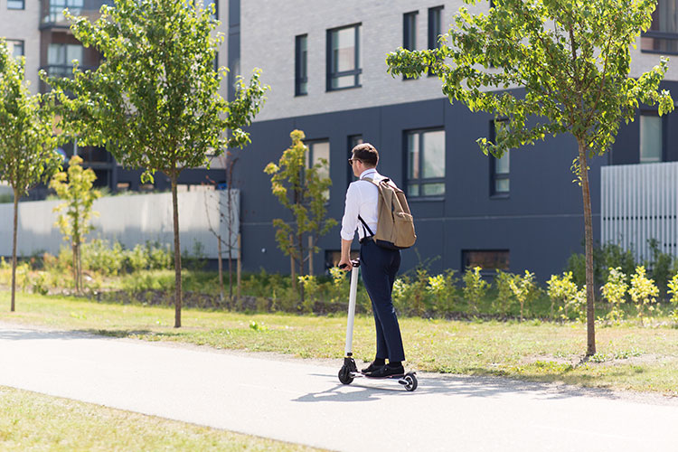 Voordelen van elektrische scooters voor woon-werkverkeer